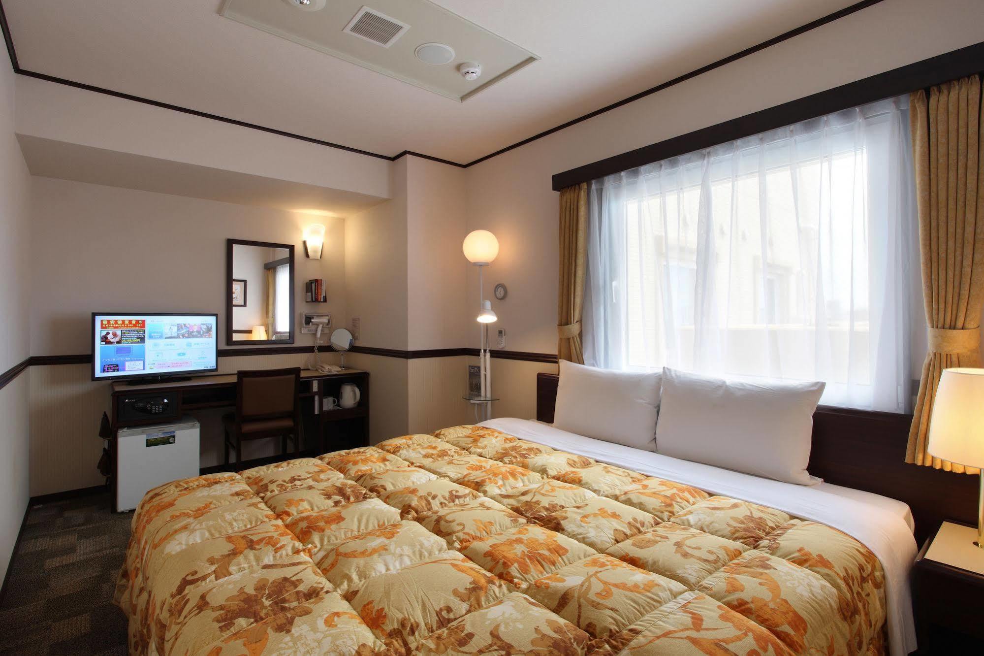 Toyoko Inn Aizuwakamatsu Ekimae Ngoại thất bức ảnh